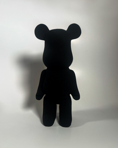 BIG BLACK 4.0 - THE BLACKEST BLACK PAINT IN THE KNOWN UNIVERSE - (1l - 34fl oz) Stuart Semple