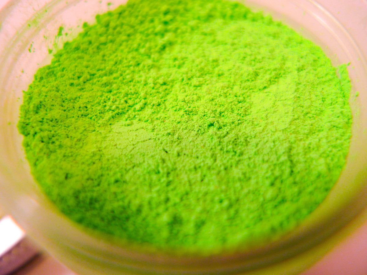 THE BIG GREEN - 500g world's greenest green powdered paint Stuart Semple