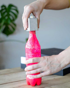 SPRAY - The Everlasting Artist Eco Spray Paint System Stuart Semple