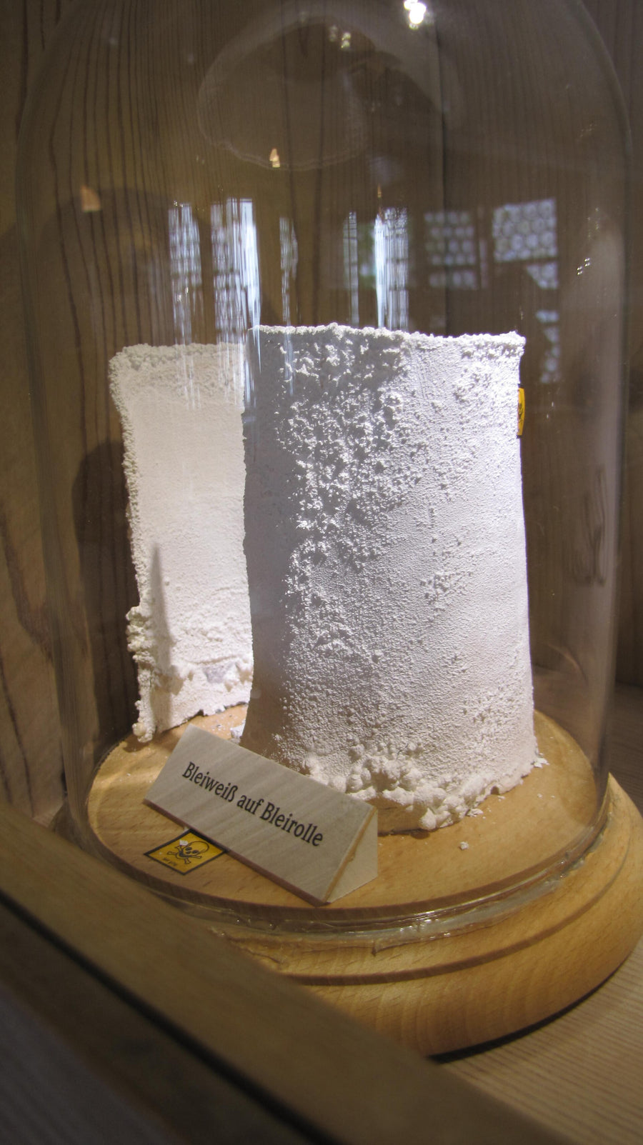 A heap of lead white pigment powder